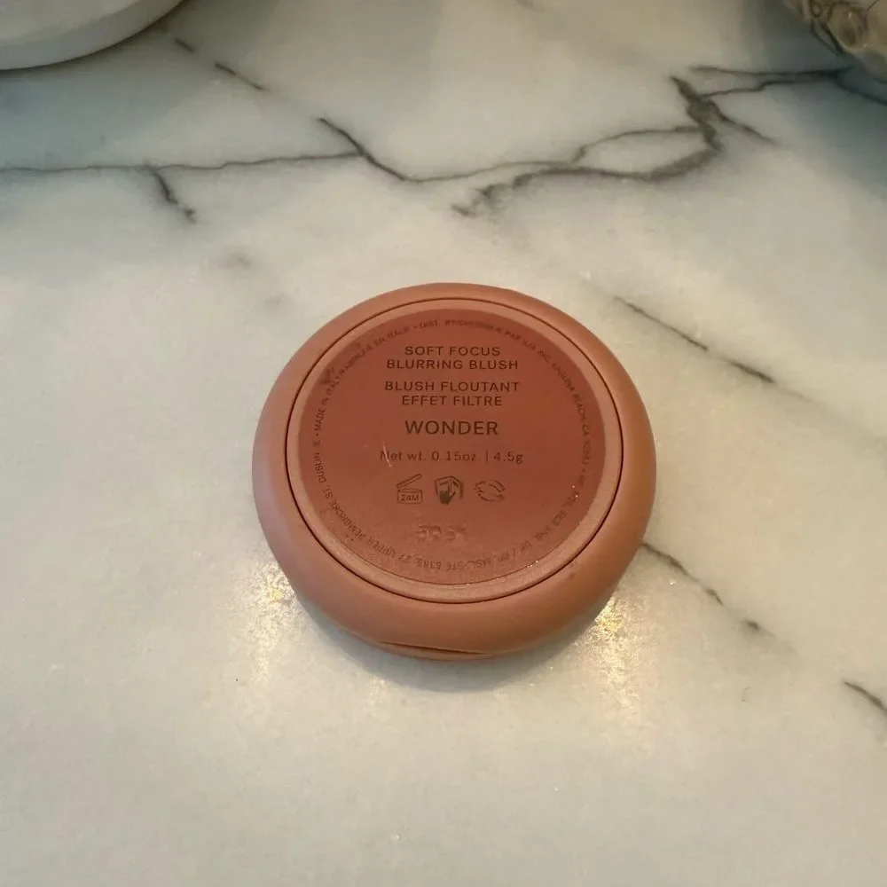 ILIA Soft Focus Blurring Blush - Talc-Free Powder Blush Color is Wonder